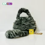 کیف عروسکی ‌بزرگ گربه طوسی طرح پرزی 40 سانتیمتر