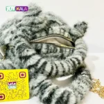 کیف عروسکی ‌بزرگ گربه طوسی طرح پرزی 40 سانتیمتر
